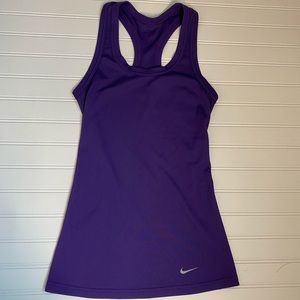 Racer back Nike tank top